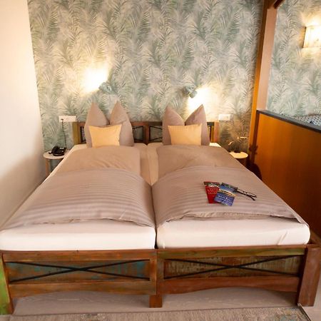 Haus Rose Bed and Breakfast Allensbach Eksteriør billede